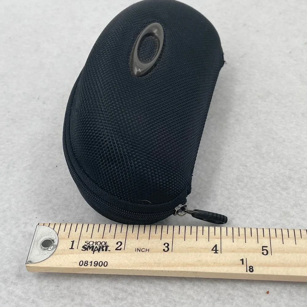 Oakley Large Soft Vault Sunglasses Case Black Ballistic Nylon Purple Lining
